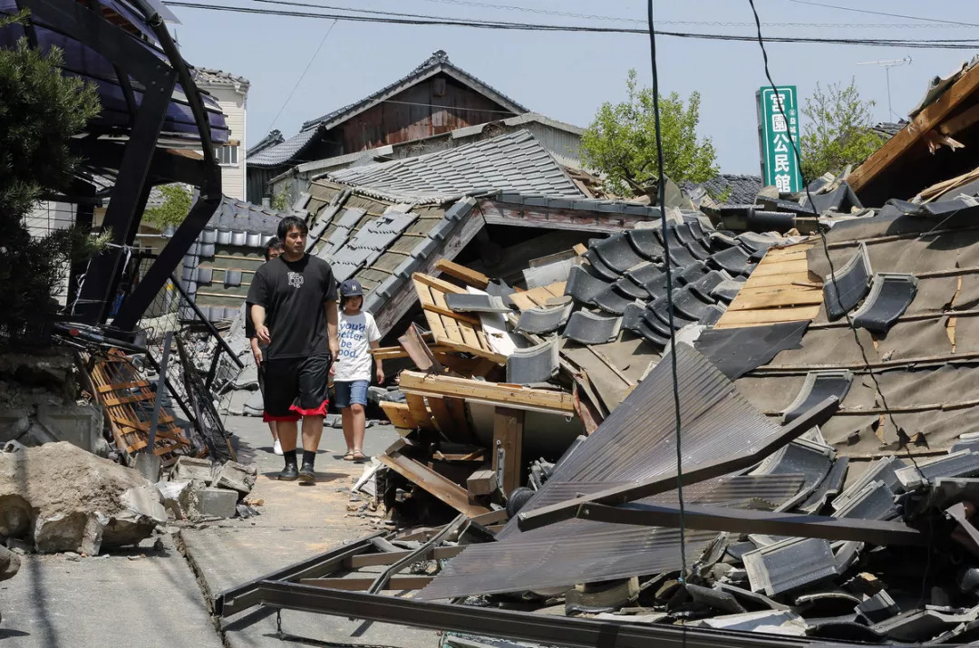 留学生亲历日本地震，惊魂一刻，真实感受地震震撼