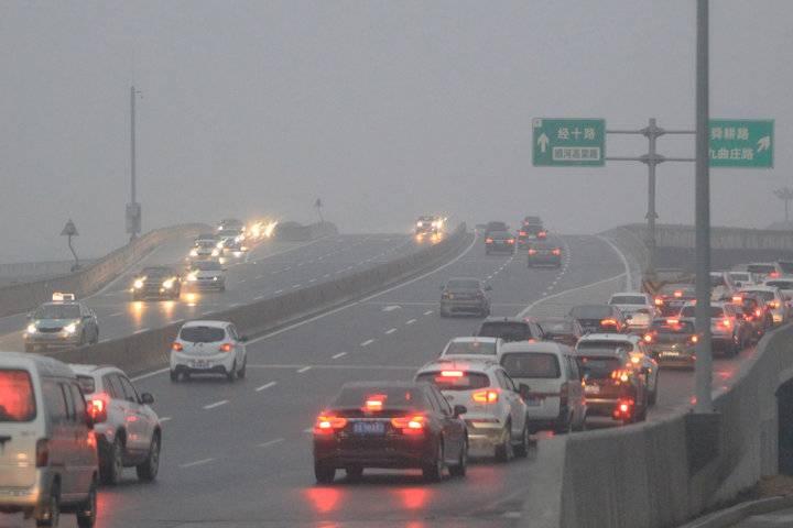 极端天气预警大爆发，暴雪寒潮大雾的挑战与应对策略