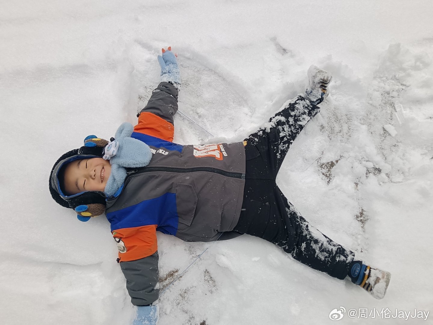 5岁儿童随舅舅滑野雪遭遇车祸身亡的悲剧事件