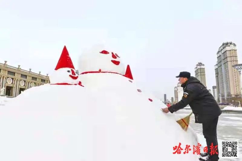 哈尔滨特色园区雪人认领活动，冬日暖心互动开启雪球大战！